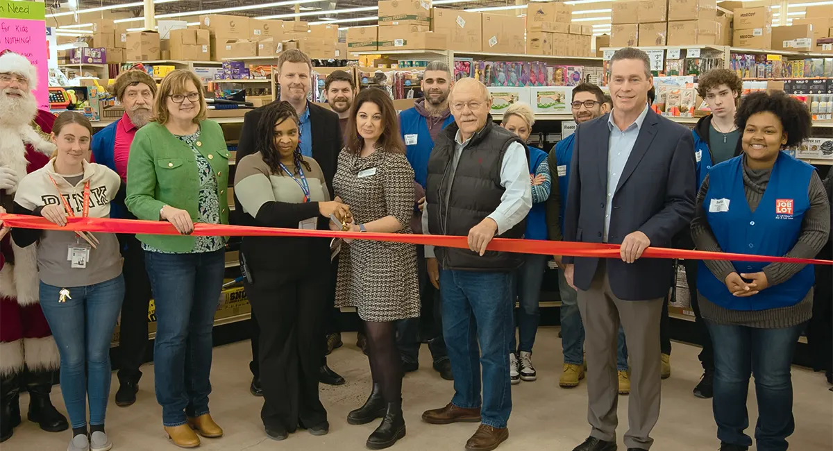 Ocean State Job Lot associates and town officials at ribbon cutting for the stores grand opening in Pottstown, PA.